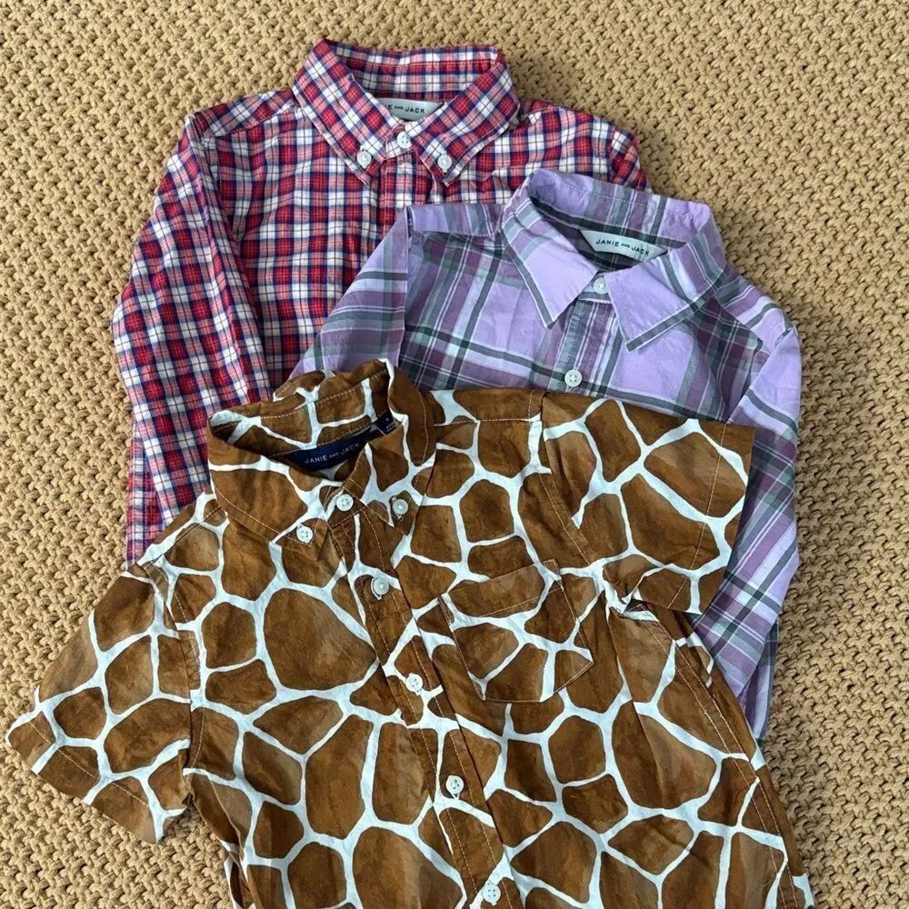 Janie and Jack Boys 3 Shirt Bundle 2Plaid and 1 Giraffe Print Boys Size 4